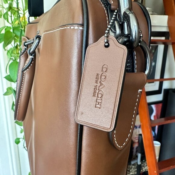 Coach Messenger Bag - Picture 3 of 8